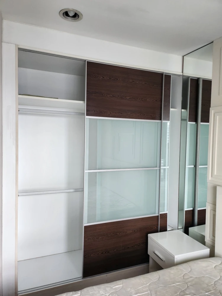 Diamond Ratcha for sale, spacious room, 15th floor, high view, comes with a special price, hurry up and reserve it, don't miss out.