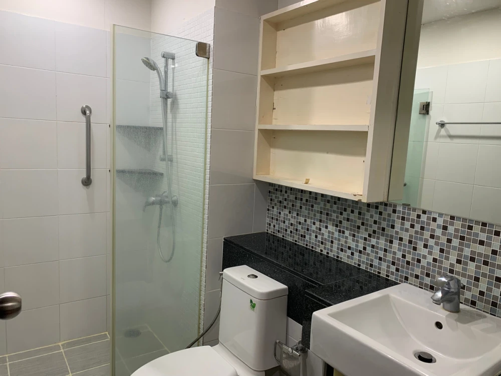 Diamond Sukhumvit condo for sale, 21st floor. Nice, fully furnished. Book now, don't wait!