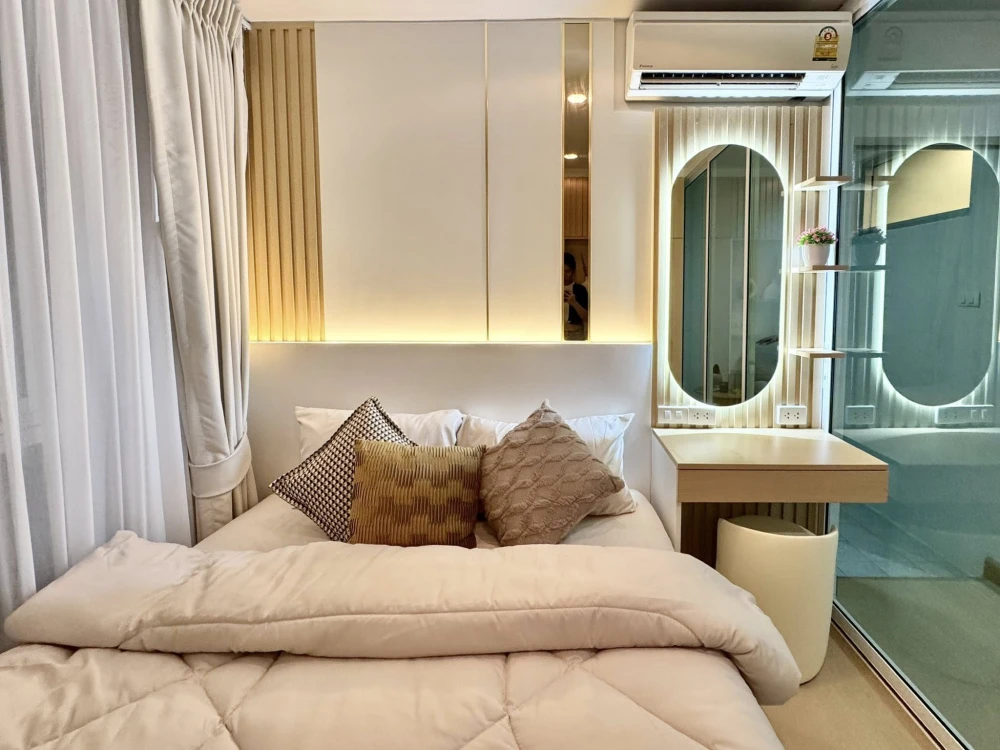 For sale: Double U Condo Phahol-Ladprao, ready to move in, fully furnished. Reserve now before it's too late.