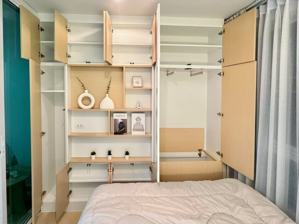 For sale: Double U Condo Phahol-Ladprao, ready to move in, fully furnished. Reserve now before it's too late.