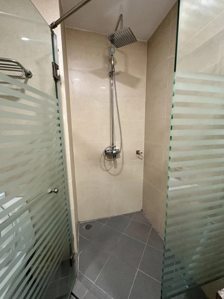 For sale Dusit Grand Condo View 31st floor, sea view, beautiful room, worth living, book now, don't miss out.