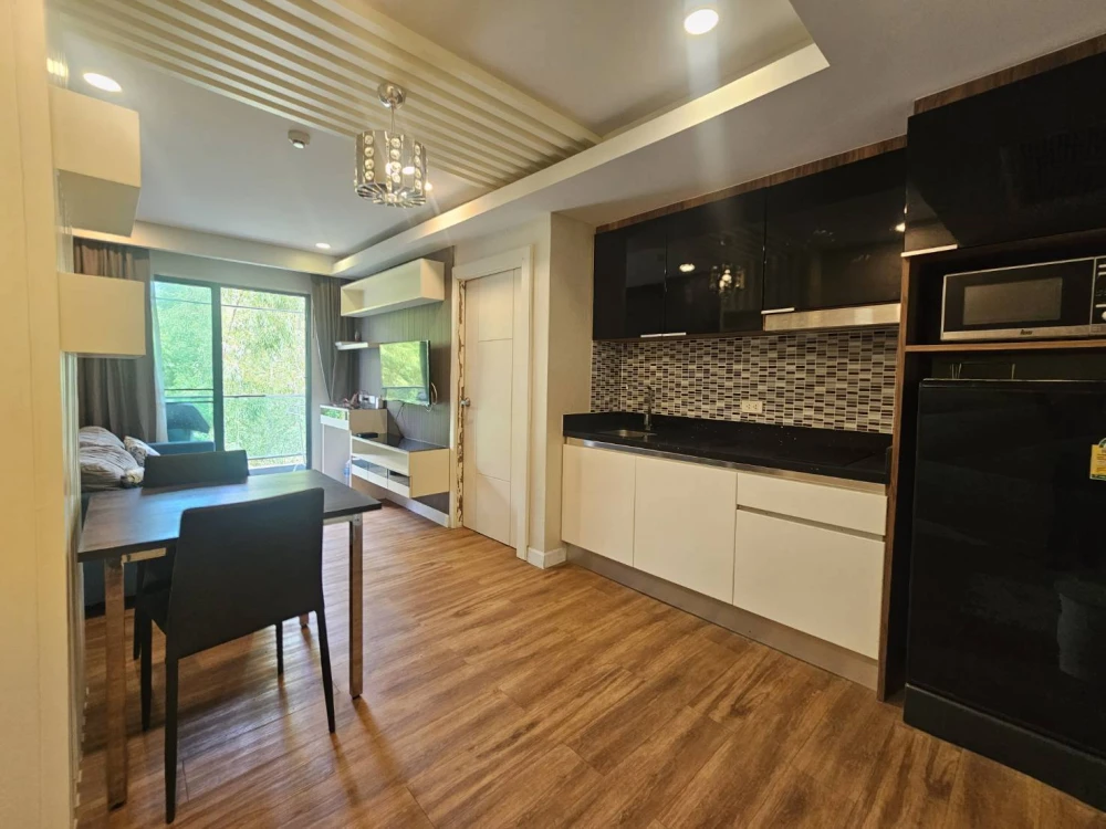 Dusit Grand Park for sale, nice room, good location, comes with complete furniture and appliances. Reserve now.