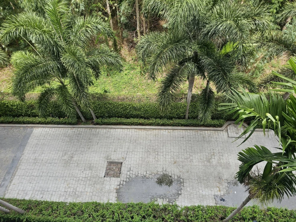 Dusit Grand Park for sale, nice room, good location, comes with complete furniture and appliances. Reserve now.