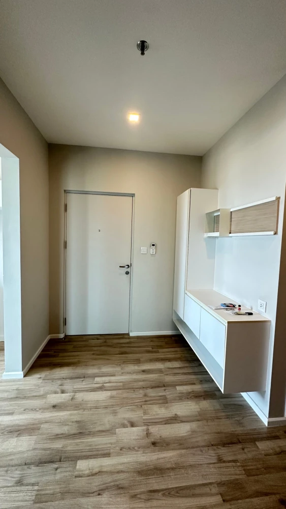 Selling a fully furnished unit at Ease 2 Rama 2. Interested? Book now! Don't wait!