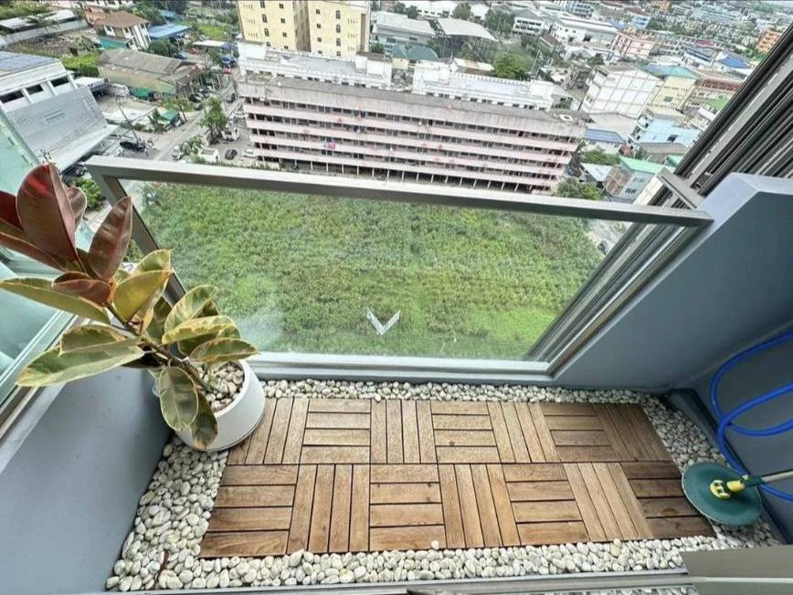 Selling Ease 2 Rama 2 condo, fully furnished with high-quality built-in furniture. Complete amenities. Book now!