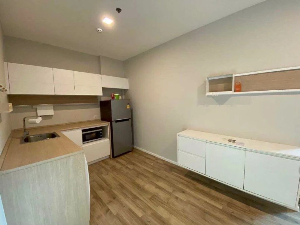 For sale: EASE 2 Rama 2, private room, wide balcony, fully furnished, don't miss out!