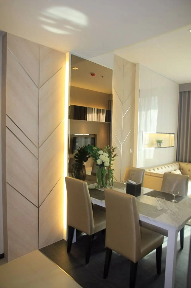 For sale: Edge By Sansiri (Sukhumvit 23), ready-to-move-in unit, elegantly decorated, spacious and comfortable room. Hurry and reserve now+++