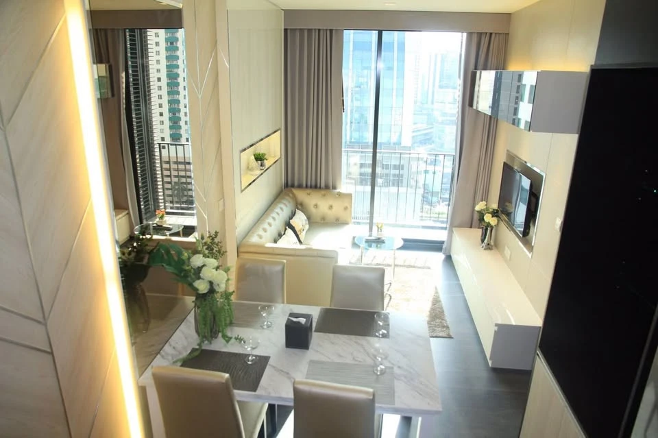 For sale: Edge By Sansiri (Sukhumvit 23), ready-to-move-in unit, elegantly decorated, spacious and comfortable room. Hurry and reserve now+++