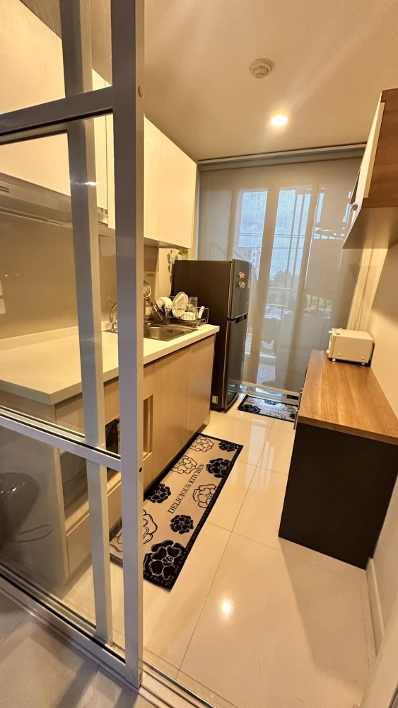 Elements Srinakarin for sale, corner room with privacy, stylishly decorated, built-in headboard, book now