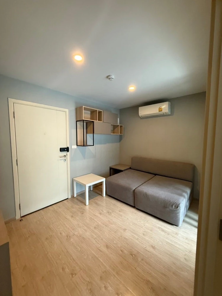 Sell Elio Del Moss Phaholyothin 34, 7th floor, swimming pool side Fully furnished, ready to move in. Move quickly.