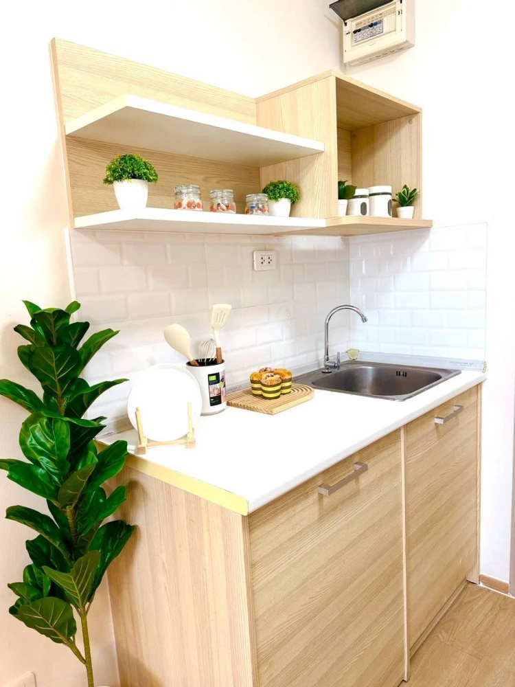 For sale: ELIO Delray, 6th floor, beautiful room, fully decorated, super cool. Interested in owning one? Hurry and reserve now!