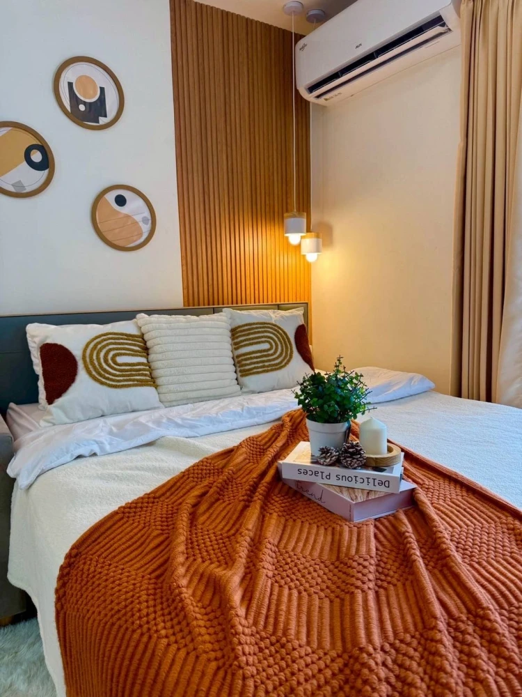 For sale: ELIO Delray, 6th floor, beautiful room, fully decorated, super cool. Interested in owning one? Hurry and reserve now!