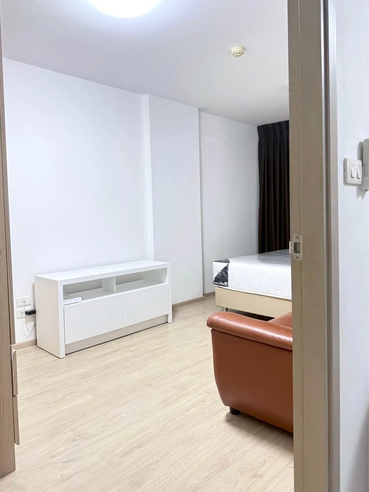 For sale Elio DelRay, corner room, private, quiet atmosphere, swimming pool view, with all electrical appliances, ready to move in immediately!