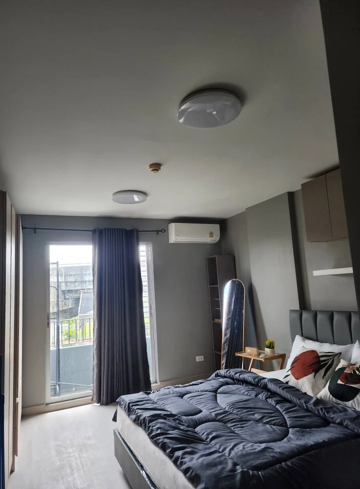 ELIO Delray Studio for sale, beautifully decorated in a stunning color scheme, comes fully furnished. Reserve now!