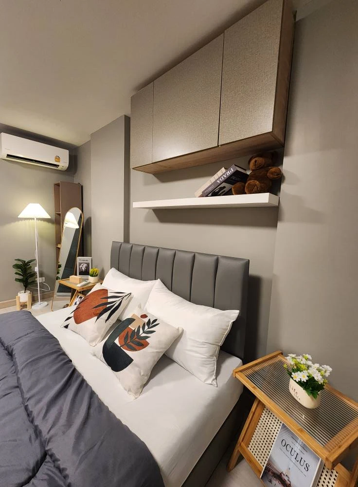 ELIO Delray Studio for sale, beautifully decorated in a stunning color scheme, comes fully furnished. Reserve now!