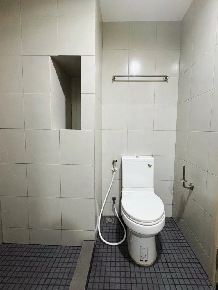 ELIO Delray for sale, empty room, good location, decoration enthusiasts shouldn't miss it, comes with complete facilities, reserve now.