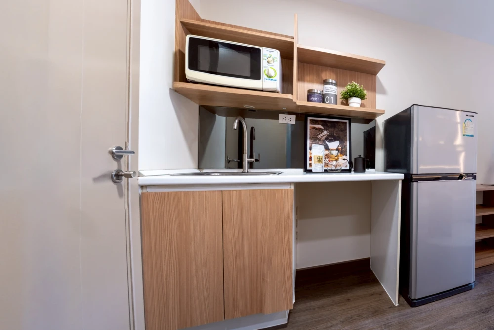ELIO Sukhumvit 64 for sale. Low floor unit, very livable. Fully furnished. Book now!