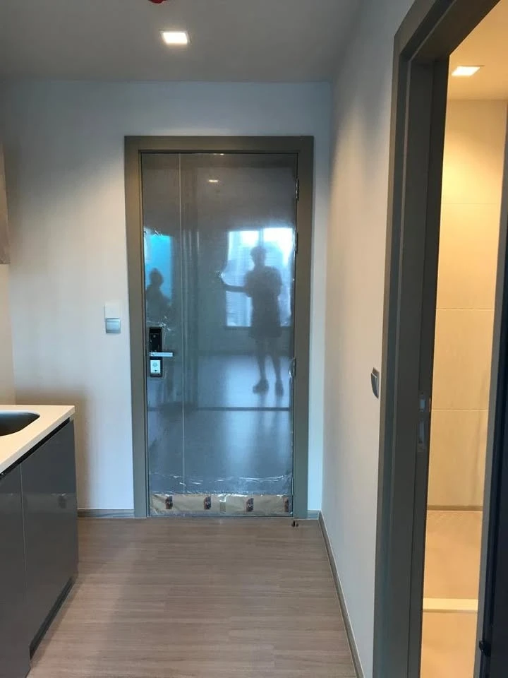For sale ELIO Sukhumvit 64, beautiful room, decorated in a luxurious style, looks expensive. with premium grade furniture Beautiful, worth it. Hurry u
