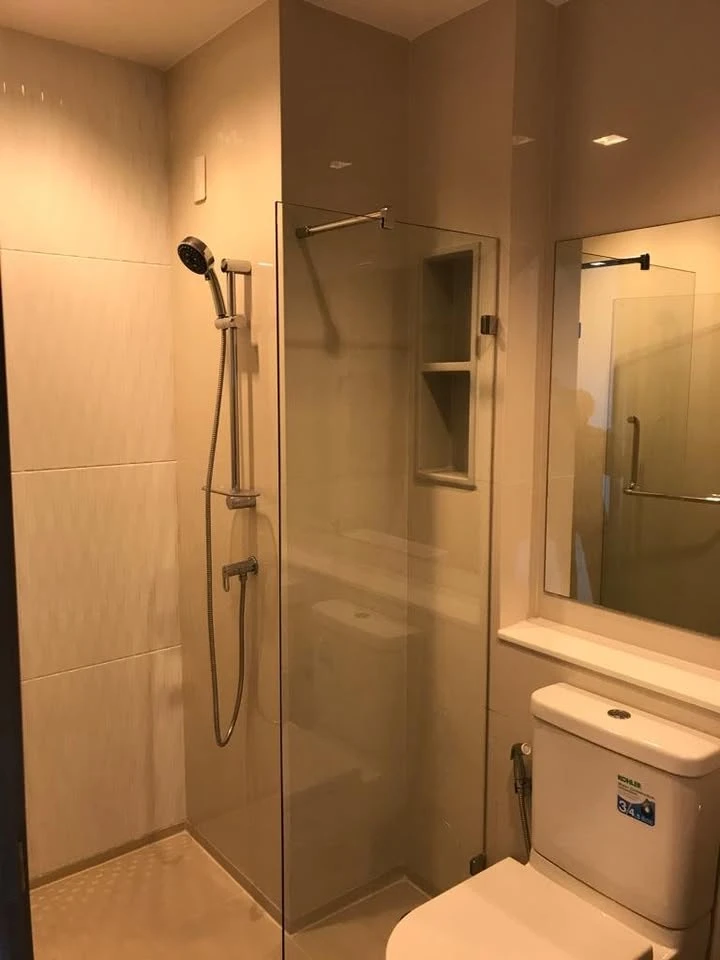 For sale ELIO Sukhumvit 64, beautiful room, decorated in a luxurious style, looks expensive. with premium grade furniture Beautiful, worth it. Hurry u