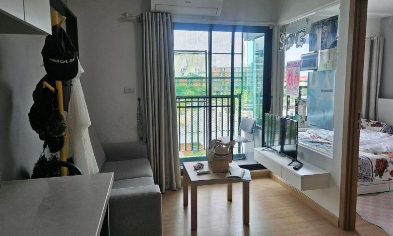 For sale: Elite Salaya, 5th floor, fully furnished, nice room. Interested in owning one? Hurry and reserve now!