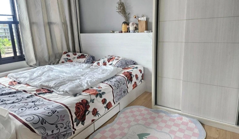 For sale: Elite Salaya, 5th floor, fully furnished, nice room. Interested in owning one? Hurry and reserve now!