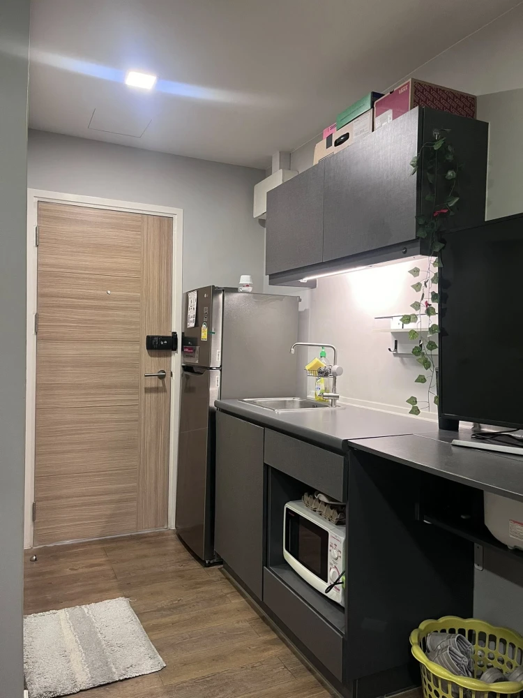For sale: Esta Bliss, 1 bedroom, 1 bathroom, fully furnished and equipped with electrical appliances. Just bring your bags and move in.