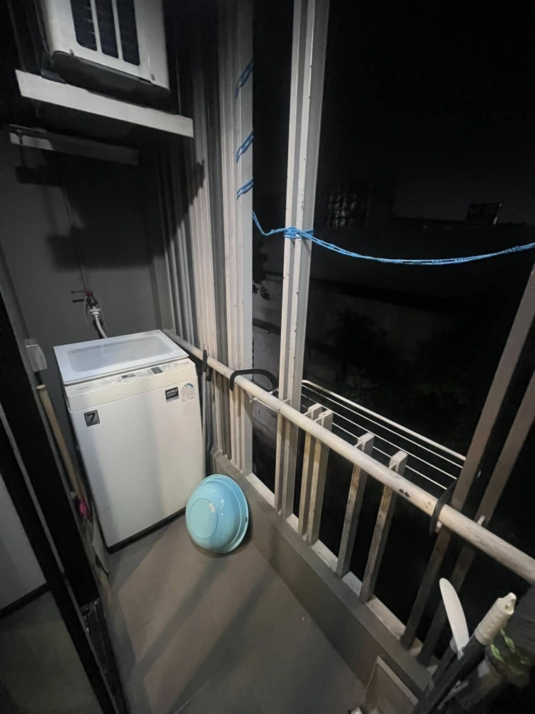 For sale: Esta Bliss, 1 bedroom, 1 bathroom, fully furnished and equipped with electrical appliances. Just bring your bags and move in.