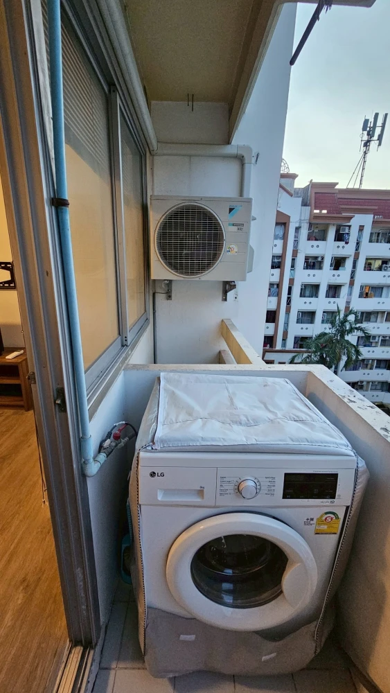 For sale or rent: Family Park Ladprao 48, a nice room, good location, convenient transportation. With this kind of goodness, what are you waiting for?