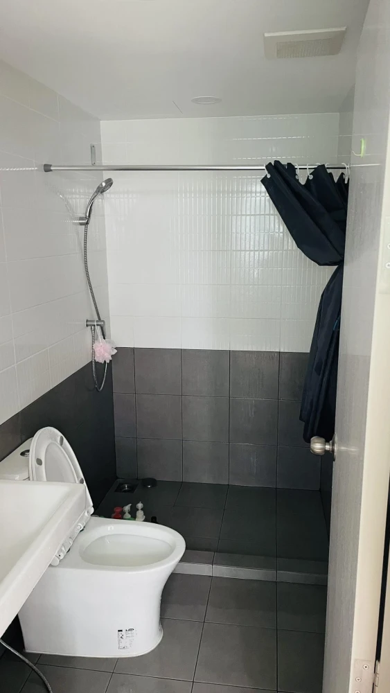 For sale: Flexi Taopoon-Interchange, a lovely room, fully furnished, affordable price. Hurry and reserve now before it's too late!!!