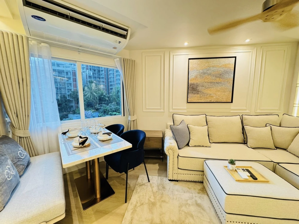 For sale: Fortune Condo Town, 2 bedrooms, 2 bathrooms, beautifully decorated with built-ins throughout the room. Interested? Reserve now!
