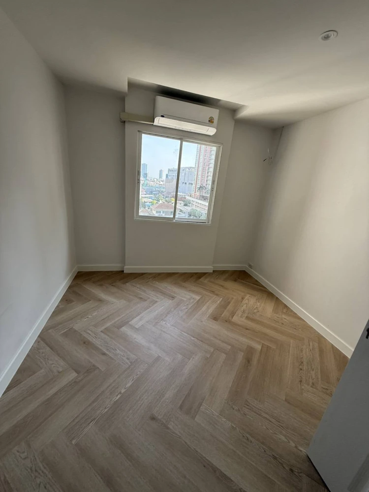 Fortune Condo Town for sale, 9th floor, Central Plaza view, very large room, excellent location. Book now!