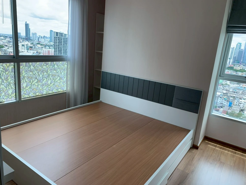For sale: Fuse Chan Sathorn, 2 bedrooms, 26th floor, ready to move in. If interested, hurry and reserve now!