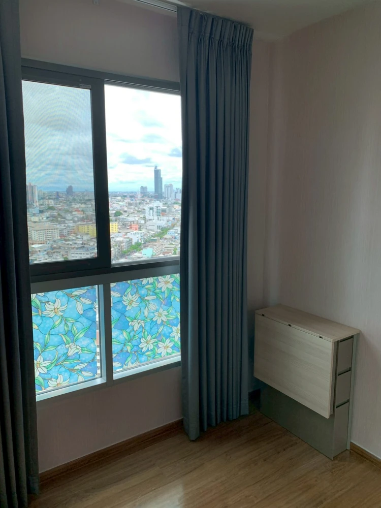 For sale: Fuse Chan Sathorn, 2 bedrooms, 26th floor, ready to move in. If interested, hurry and reserve now!