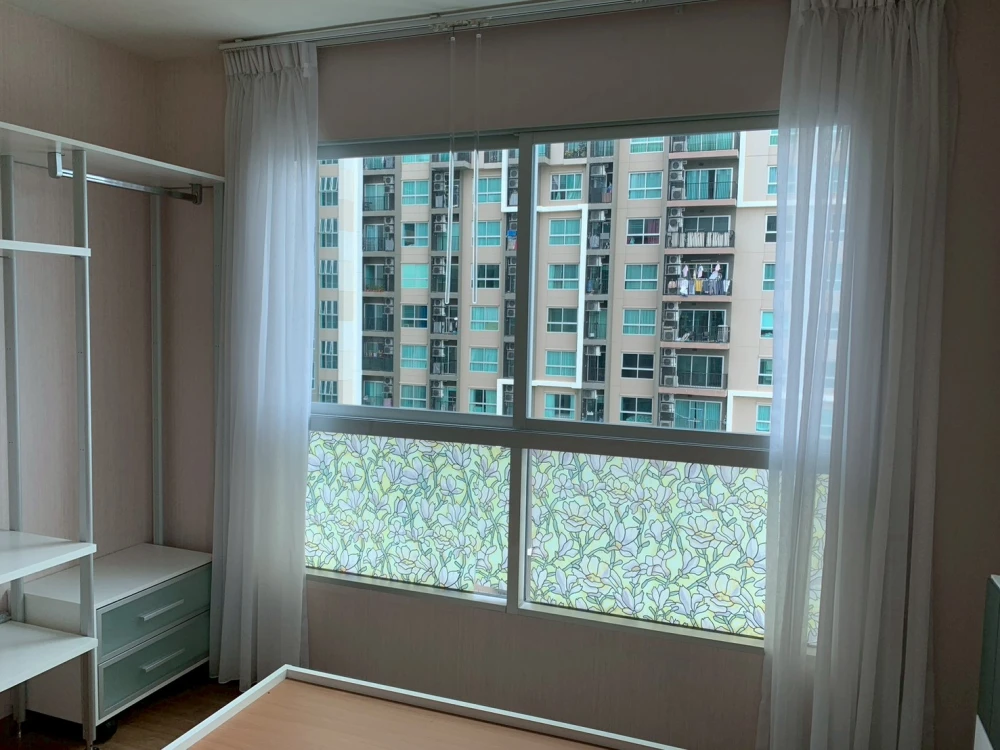 For sale: Fuse Chan Sathorn, 2 bedrooms, 26th floor, ready to move in. If interested, hurry and reserve now!