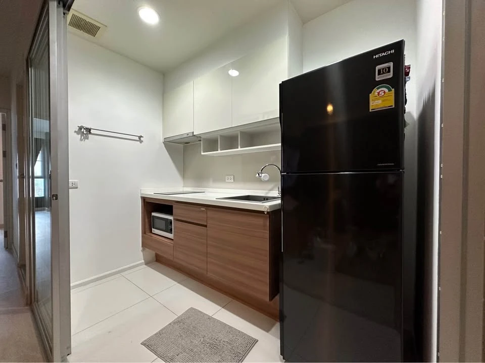 For sale: Fuse Chan Sathorn, spacious room, lots of usable space, good location, comes with complete facilities, book now.