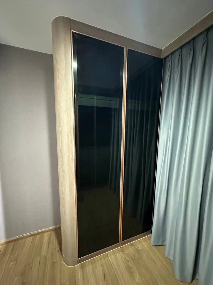 Selling Fuse Chan Sathorn condo, ready to move in, fully furnished. Book now!