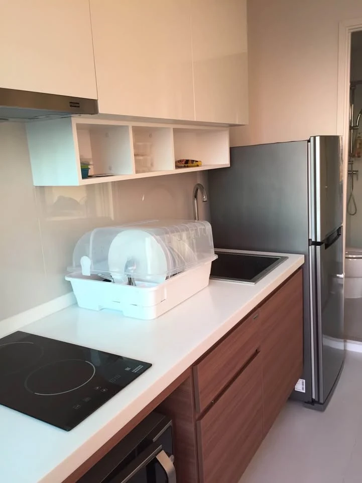 Selling a Fuse Chan-Sathorn condo unit on the 26th floor. It's very high up with amazing city views and excellent ventilation. Book quickly!