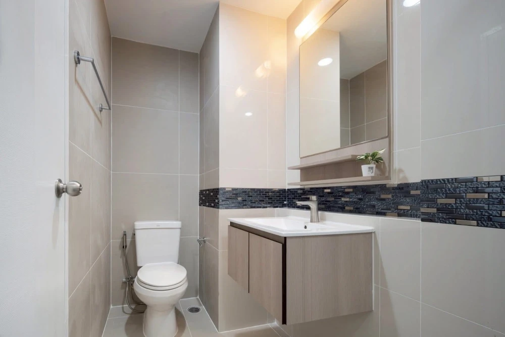 For sale: Fuse Miti Ratchada-Sutthisan, 1 bedroom, 1 bathroom, decorated in a controlled tone, with a well-built headboard wall. Reserve now!