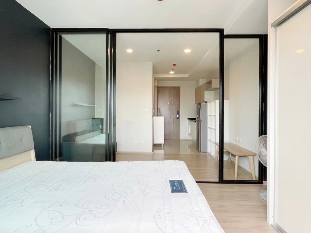 Selling Fuse Miti Ratchada-Sutthisan, 16th floor unit. Great location, convenient transportation, fully furnished. Book now!
