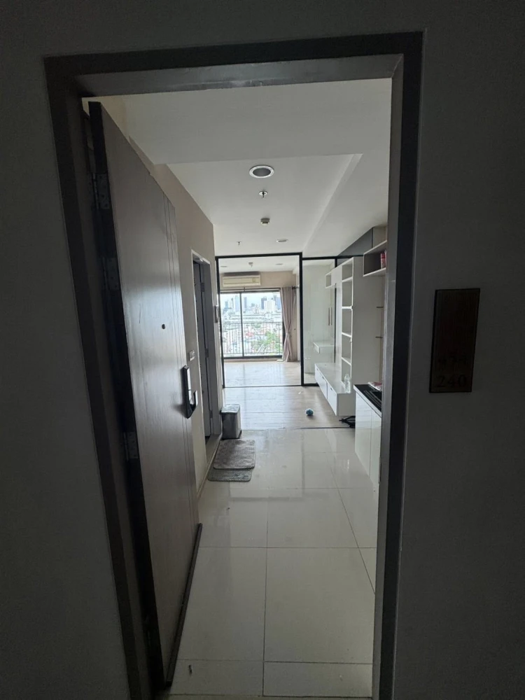 For sale: Fuse Miti Ratchada-Sutthisan, studio room, good location, convenient transportation, beautiful view, not blocked, don't miss it.