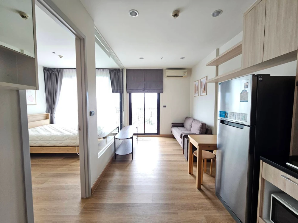 For sale: FUSE Sathorn – Taksin, 9th floor, corner unit, fully furnished. Book now—act fast!