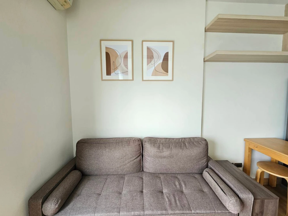 For sale: FUSE Sathorn – Taksin, 9th floor, corner unit, fully furnished. Book now—act fast!