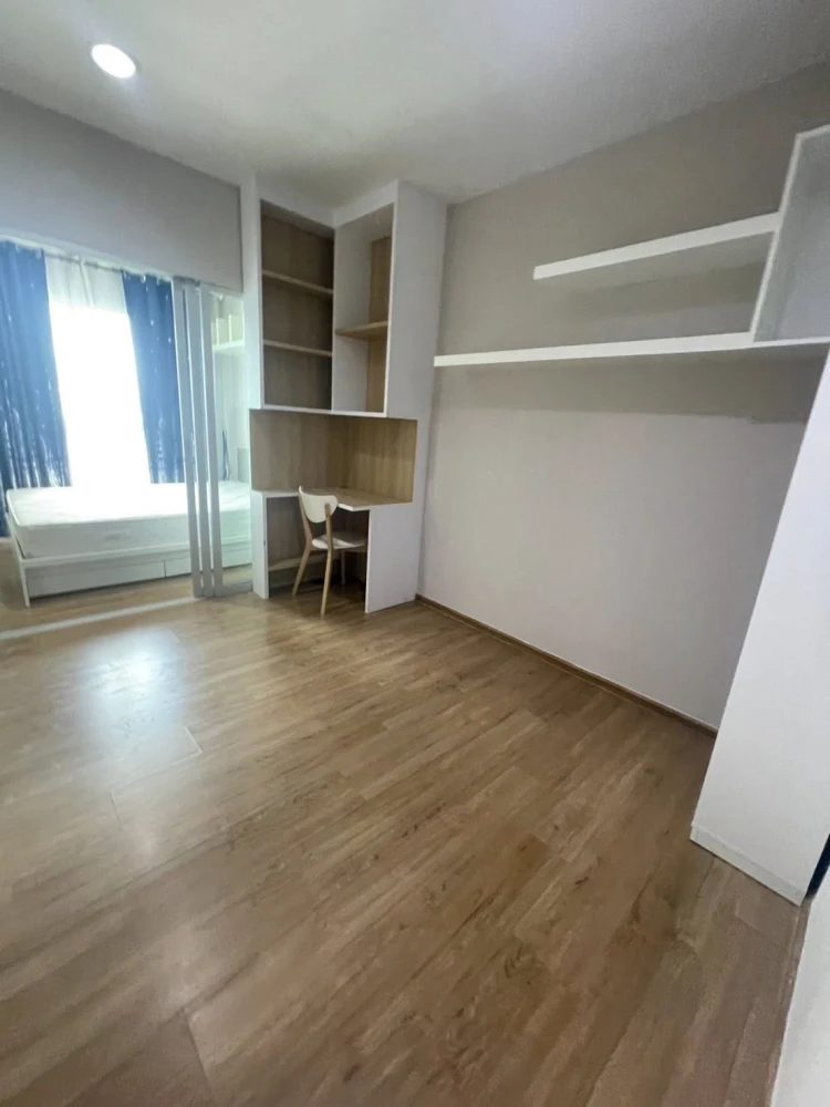 For sale: Fuse Chan-Sathorn, 6th floor, open view, not blocked, fully furnished, ready to move in.