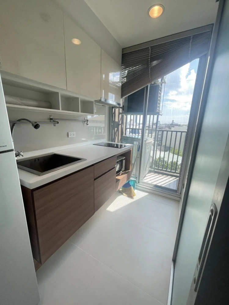 For sale: Fuse Chan-Sathorn, 6th floor, open view, not blocked, fully furnished, ready to move in.