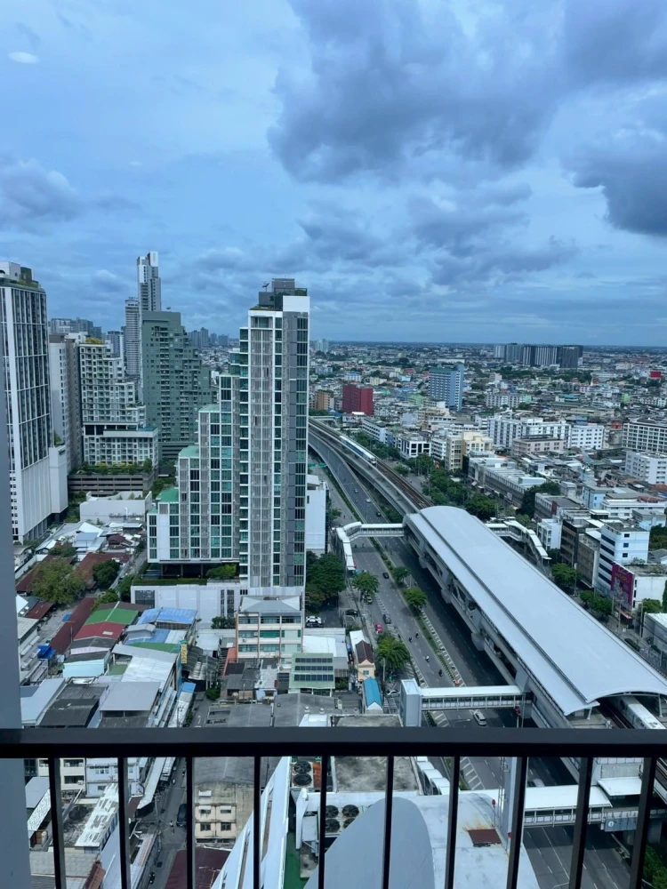 Fuse Sathorn-Taksin for sale, beautiful view, 25th floor, very good location, 1 bedroom, 1 multipurpose room, don't miss it.