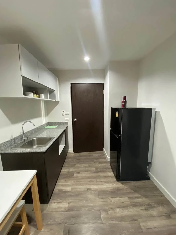 For sale: G Condo Sriracha, 7th floor, corner room, fully furnished, ready to move in. Reserve now, don't miss out!