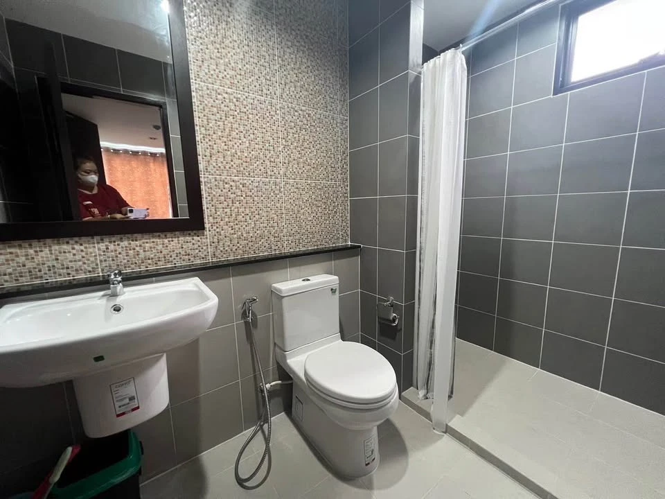 For sale: G Condo Sriracha, 7th floor, corner room, fully furnished, ready to move in. Reserve now, don't miss out!