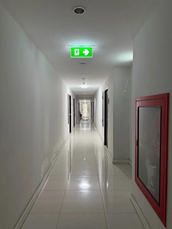 For sale: G Condo Sriracha, a lovely room on the 2nd floor, good location, fully furnished, convenient transportation. Reserve now!