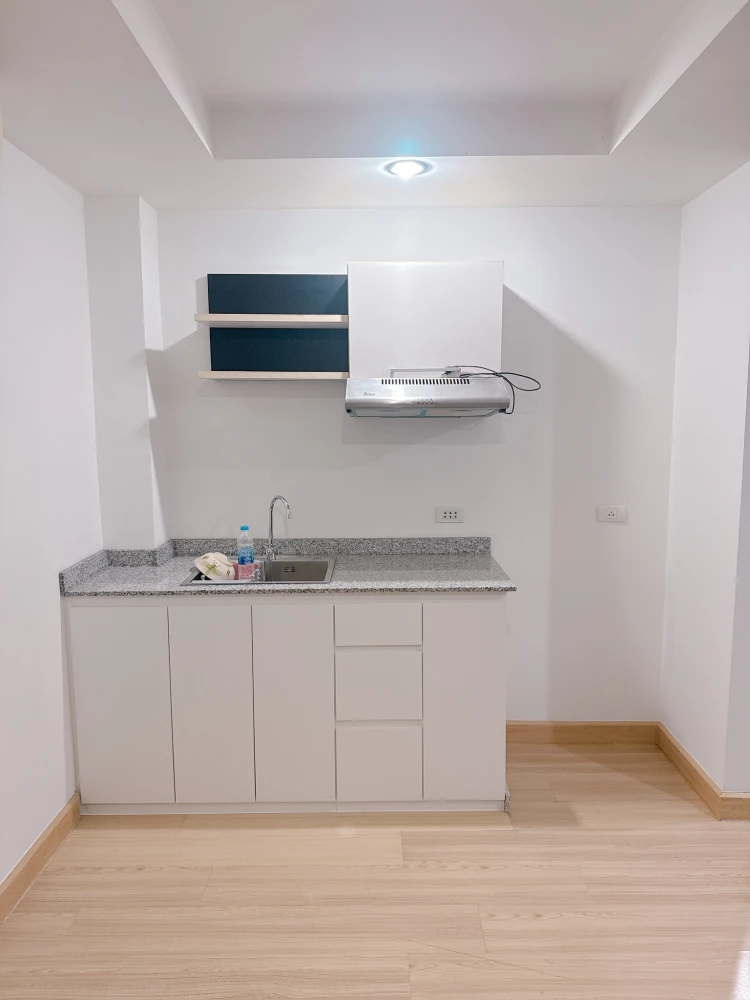 For sale: G Haus Condo Santikam 4, good location, 2nd floor, not very high, washing machine included. Interested? Reserve now!