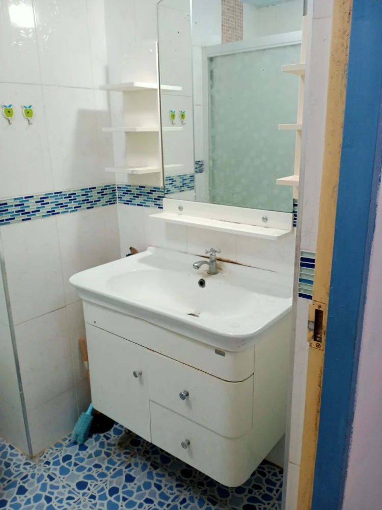 Garden Court for sale, great location, very convenient to travel, lots of space in the room, don't miss it.